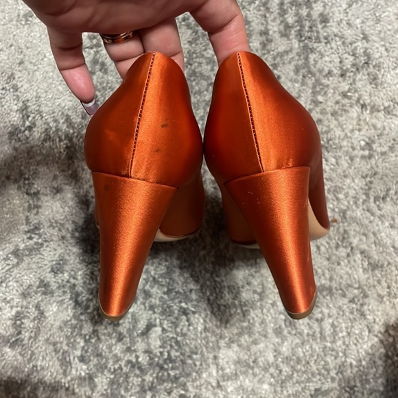 Silk PRADA HEELS - Picture 12 of 13